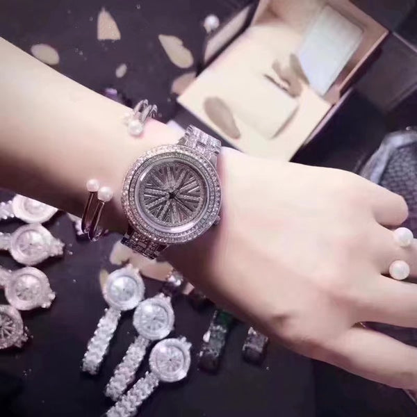 Reloj para Mujer con Acero Inoxidable y Detalles de Diamantes