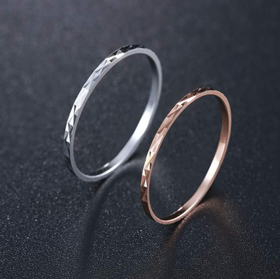 Anillo de Plata S925 Minimalista con Líneas Articuladas para Mujer - Image 4