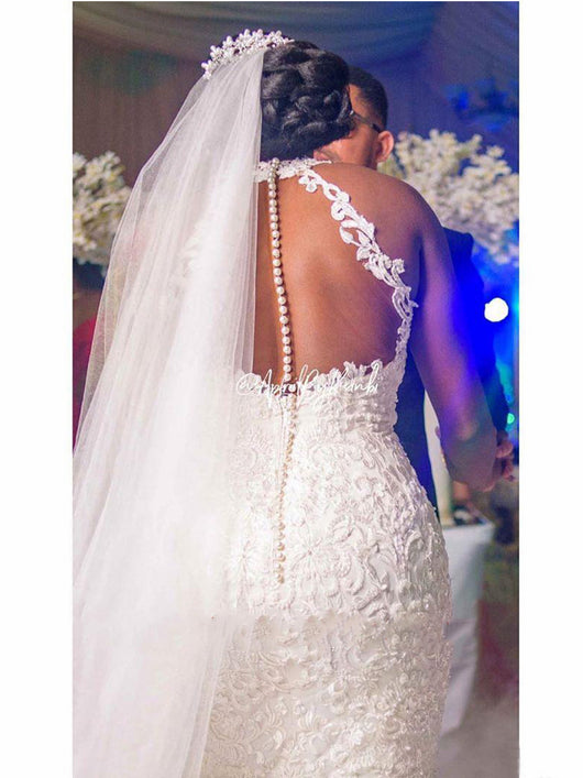 Vestido de Novia Sirena Encaje Vintage con Cuello Transparente y Detalles de Perlas - Image 4