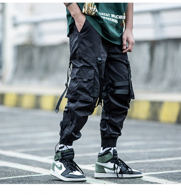 Pantalones con Múltiples Bolsillos