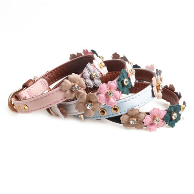 Collar Floral para Perros con Cristales Brillantes