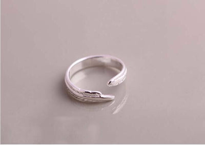Anillo de Plumas Elegante y Minimalista - Image 4