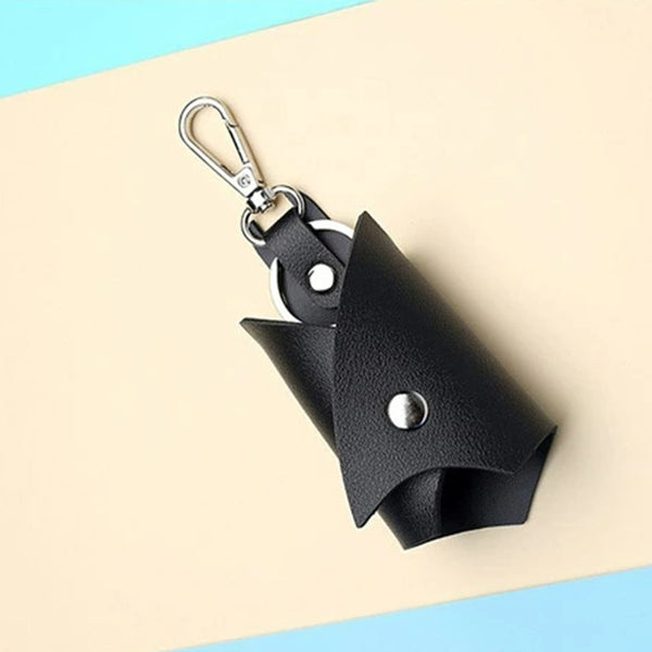Estuche de Cuero para Llaves con Diseño Cute de Murciélago - Image 5