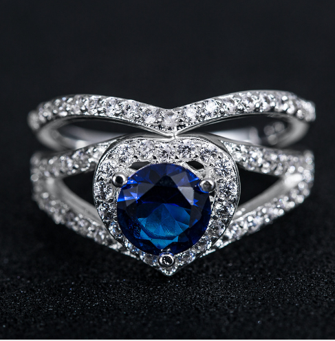Anillo de Diamante en Forma de Corazón - Image 5