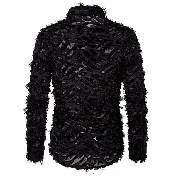 Camisa de Hombre con Borlas de Pluma en Solapa