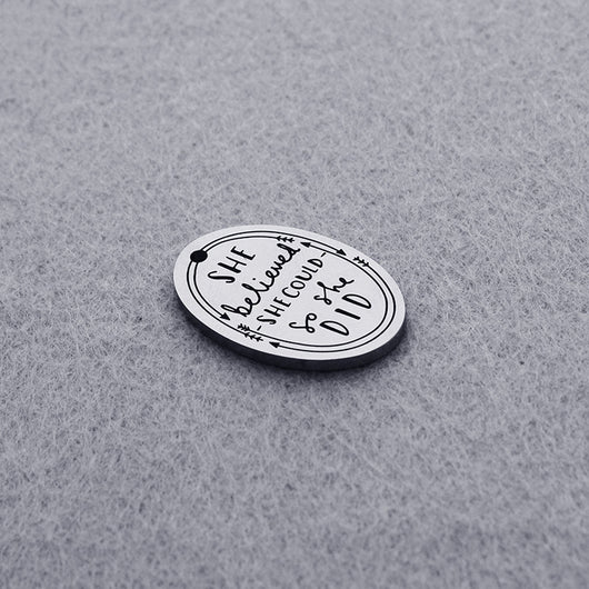 Etiqueta Personalizable de Acero Titanio - Image 2