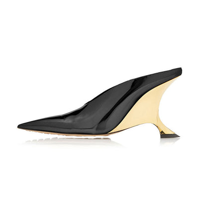 Tacones Plateados de Cuña con Punta Afilada y Diseño Brillante - Image 4