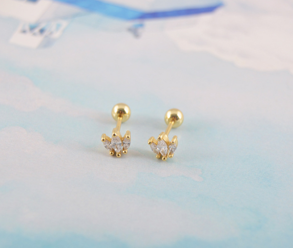 Aretes de Circonita Enhebrada con Corona Minimalista - Image 9