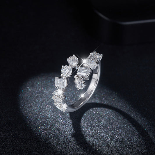 Anillo de Plata 925 con Moissanita Gota de Agua y Baño de Oro 18K