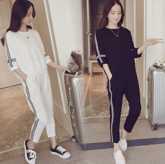 Conjunto Deportivo Casual Coreano para Adolescentes - Sudadera Suelta y Pantalón Capri con Rayas Laterales
