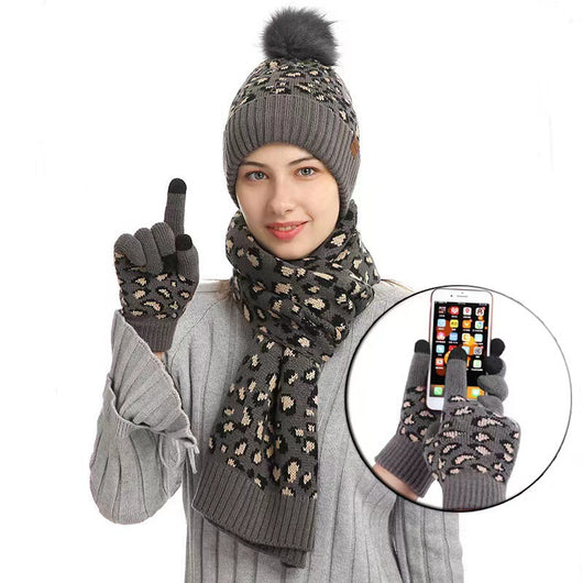 Conjunto de Invierno 3 Piezas: Gorro, Bufanda y Guantes en Lana Tejida Estampado Leopardo