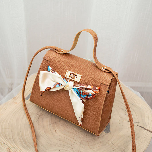 Bolso de Hombro con Pañuelo de Seda Estampado Lichi - Image 9