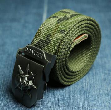 Cinturón de Lona para Hombre con Calavera y Hebilla Metálica - Image 10