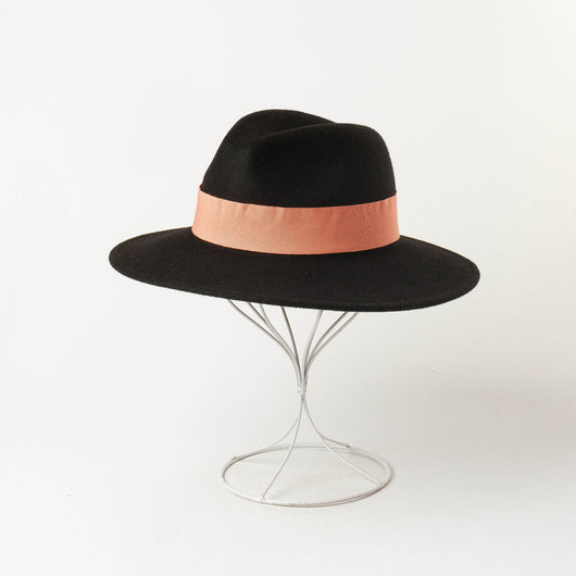 Gorro Jazz Multicolor en Lana - Accesorio Versátil y Elegante - Image 5