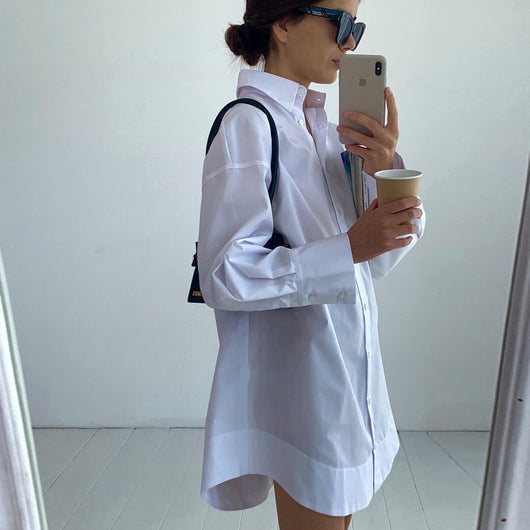 Blusa Clásica Blanca Suelta de Algodón Peinado - Image 11