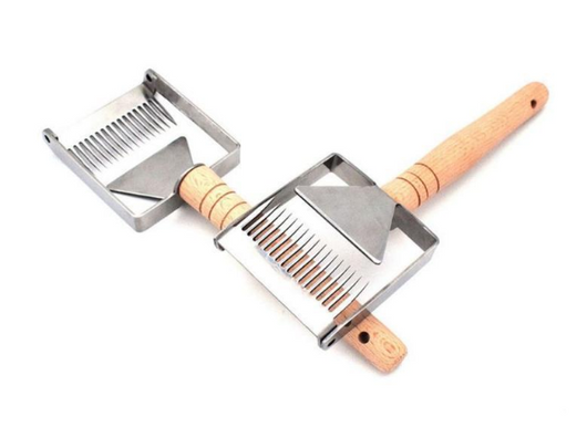 Herramienta Multiusos para Apicultura - Raspador y Tenedor de Miel - Image 3