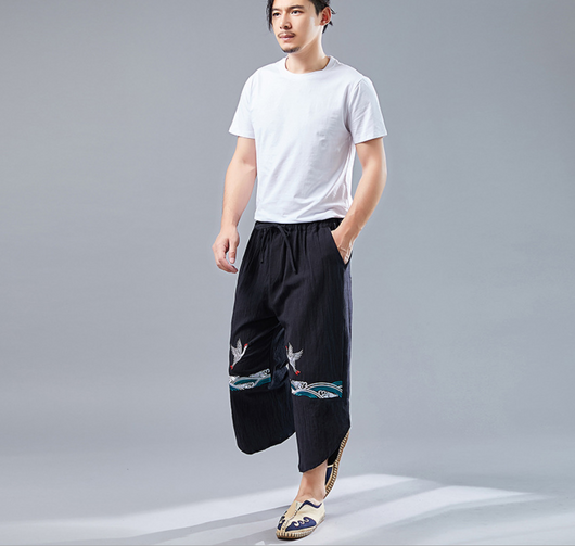 Pantalones Retro Estilo Chino con Grúas Dobles - Diseño Literario para Hombre - Image 4