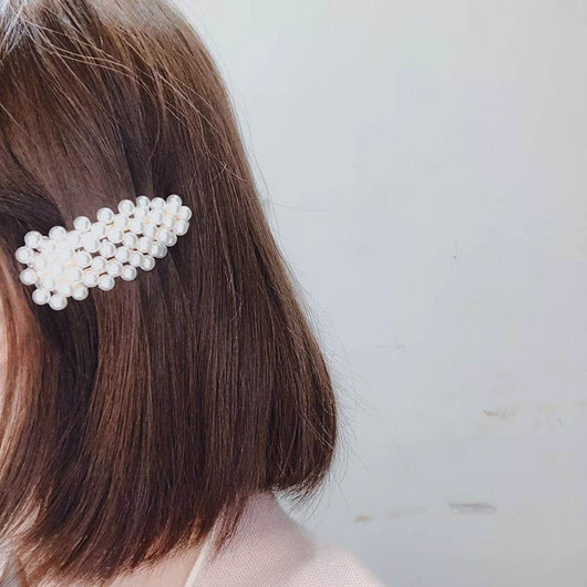 Pasador de Pelo Triangular con Perlas - Sencillo y Práctico - Image 3