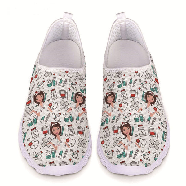 Zapatos con Estampado de Enfermera