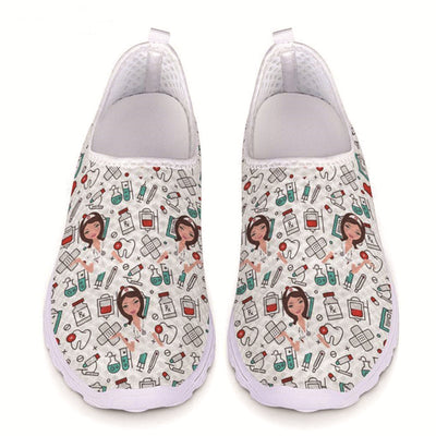 Zapatos con Estampado de Enfermera - Image 2