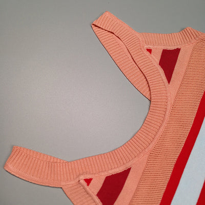 Vestido Escote U con Abertura Lateral - Image 6