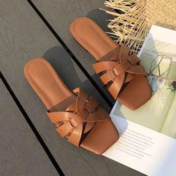 Sandalias Playeras Huecas con Suela Plana y Diseño Casual