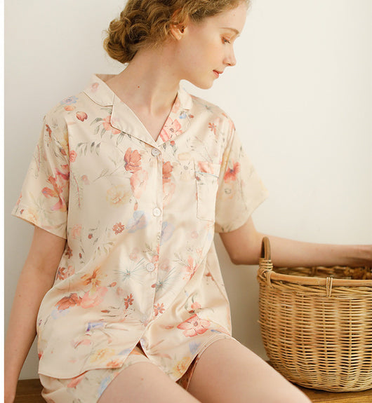 Pijama Corto Floral para Casa - Conjunto de Blusa y Shorts
