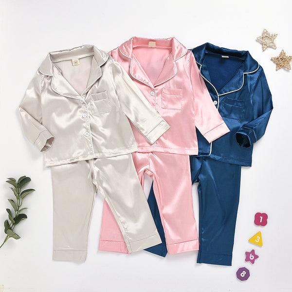 Bata Infantil de Color Liso - Conjunto Casual y Elegante