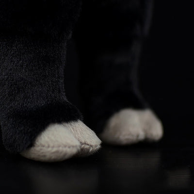 Peluche Cabra Negra Minimalista - Diseño Elegante - Image 4