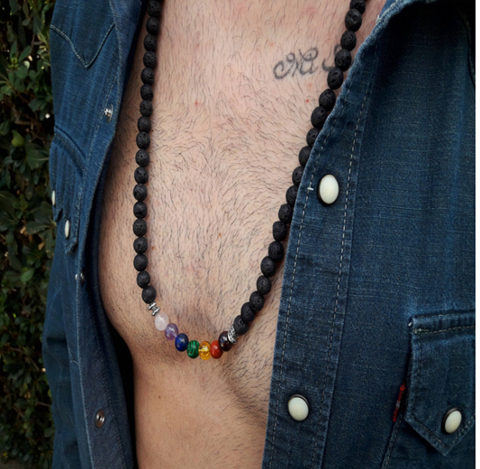 Collar de Encanto para Hombre con Lava Negra