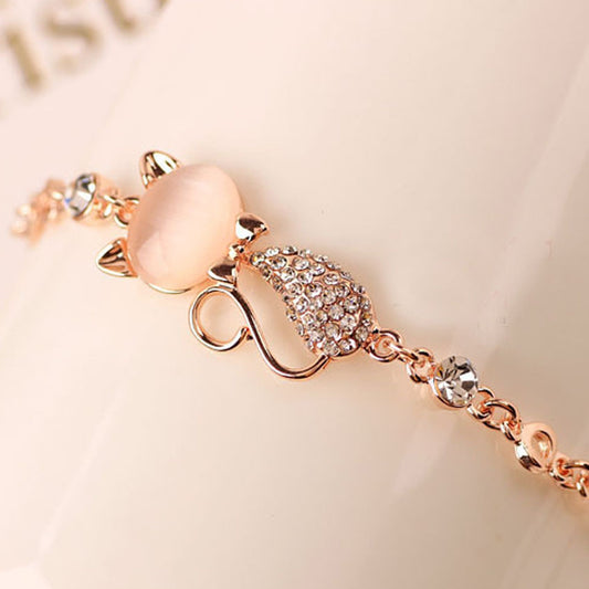 Pulsera Felina de Diamantes en Aleación Premium