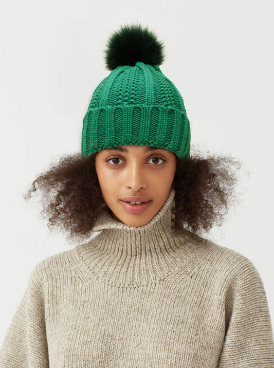 Gorro Tejido de Invierno con Pompón de Pelaje Sintético para Mujer - Image 2