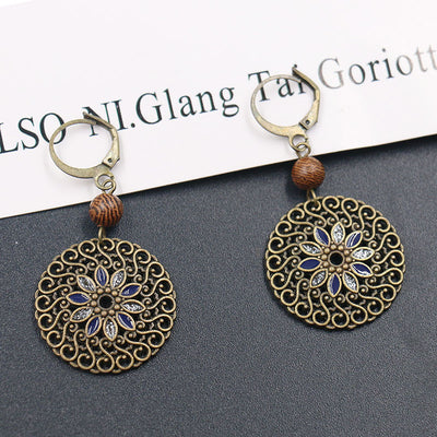 Aretes Hueco Vintage en Aleación Ligera - Image 4