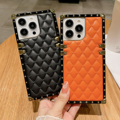 Funda Protectora 3D en Piel de Oveja Antiimpactos para Celular - Image 14