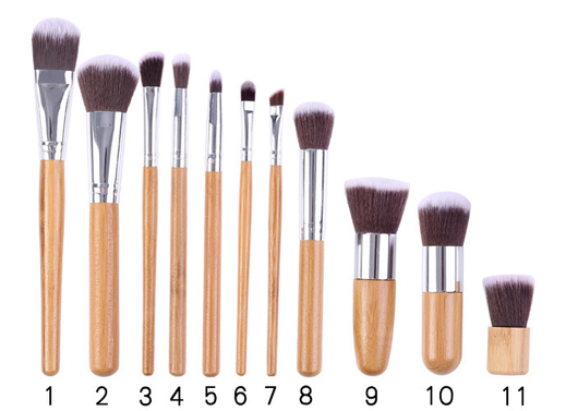 Set de 11 Brochas de Maquillaje con Mangos de Bambú y Bolsa de Lino - Image 5