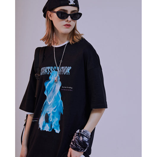 Remera Suelta Estampado Dark Ghost - Image 4