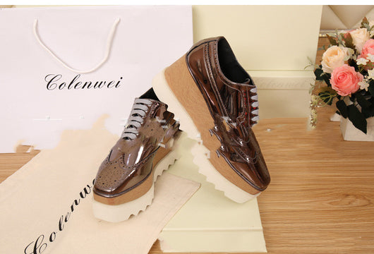 Zapatos para Mujer con Plataforma Tallada Impermeable y Cuña - Image 9