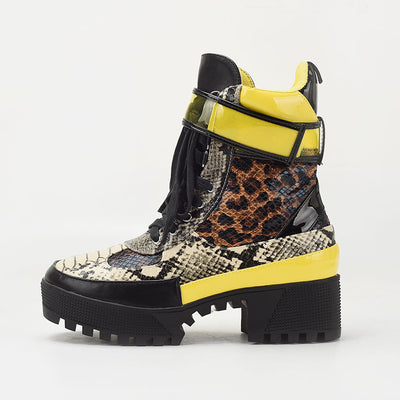 Botas Martin con Patrón Piel de Serpiente, Cierre de Cordones y Velcro - Image 11