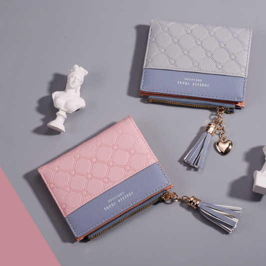 Billetera de Cuero Premium con Diseño Grabado y Detalles en Contraste