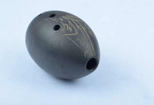 Ocarina de Barro Negro de 8 Orificios - Image 5