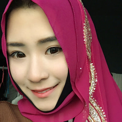 Hijab Chiffon Largo con Detalles Dorados - Image 8