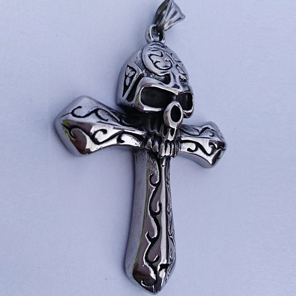 Dije de Calavera con Estilo