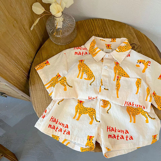 Conjunto de Dos Piezas: Camisa Estilo Vaquero de Manga Corta para Niños - Image 12