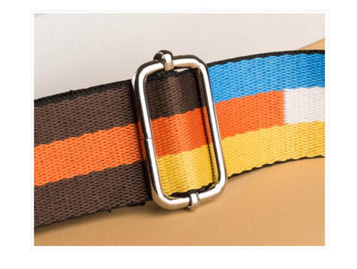 Bolso Mensajero de Cuero con Detalles en Contraste - Diseño Minimalista - Image 15