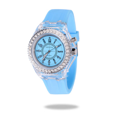 Reloj LED Luminoso Geneva para Mujer con Pulsera de Silicona - Image 18