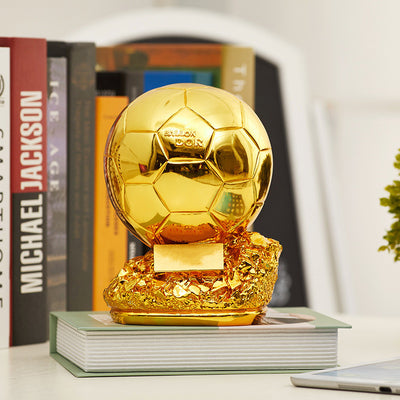 Trofeo Balón de Oro Personalizado para Futbolistas - Image 4