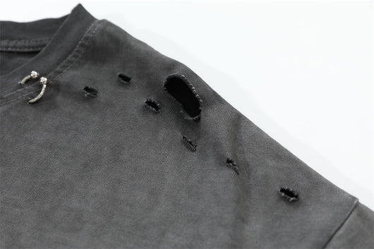 Camiseta Punk Desgastada de Manga Corta para Hombre - Image 10