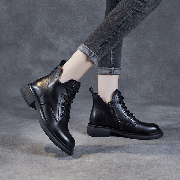 Botas Martin Cortas de Cuero con Cordones y Escote en V