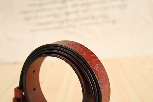 Cinturón de Cuero Grabado para Mujer - Versátil y Elegante - Image 34