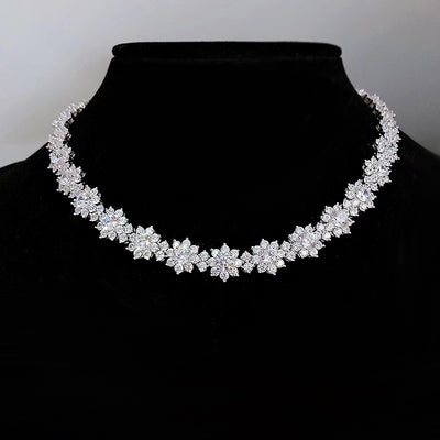 Cadena de Plata 925 con Diamante de Alto Carbono - Diseño Girasol para Escote